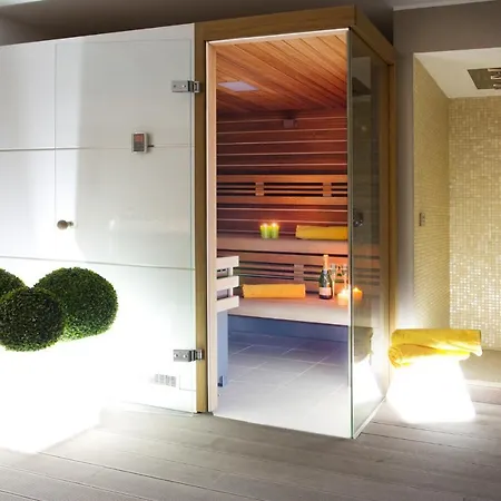 No 1-sleeps 10 By Italian Appartamento Sala Comacina